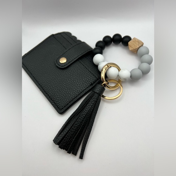 Wallet Keychain - Picture 3 of 8